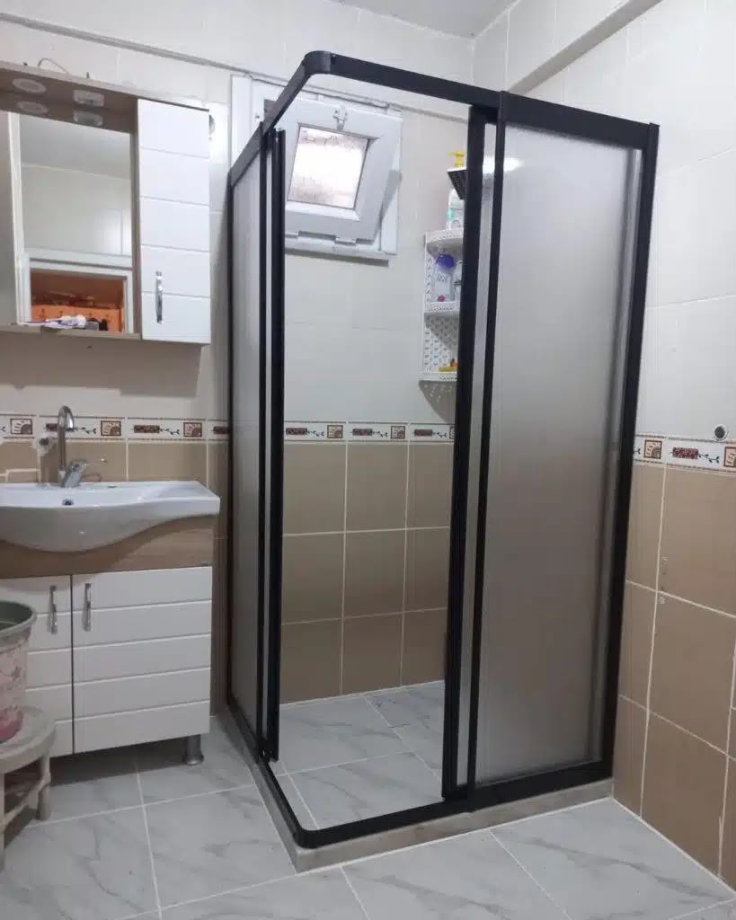 Duşakabin montaj detayı